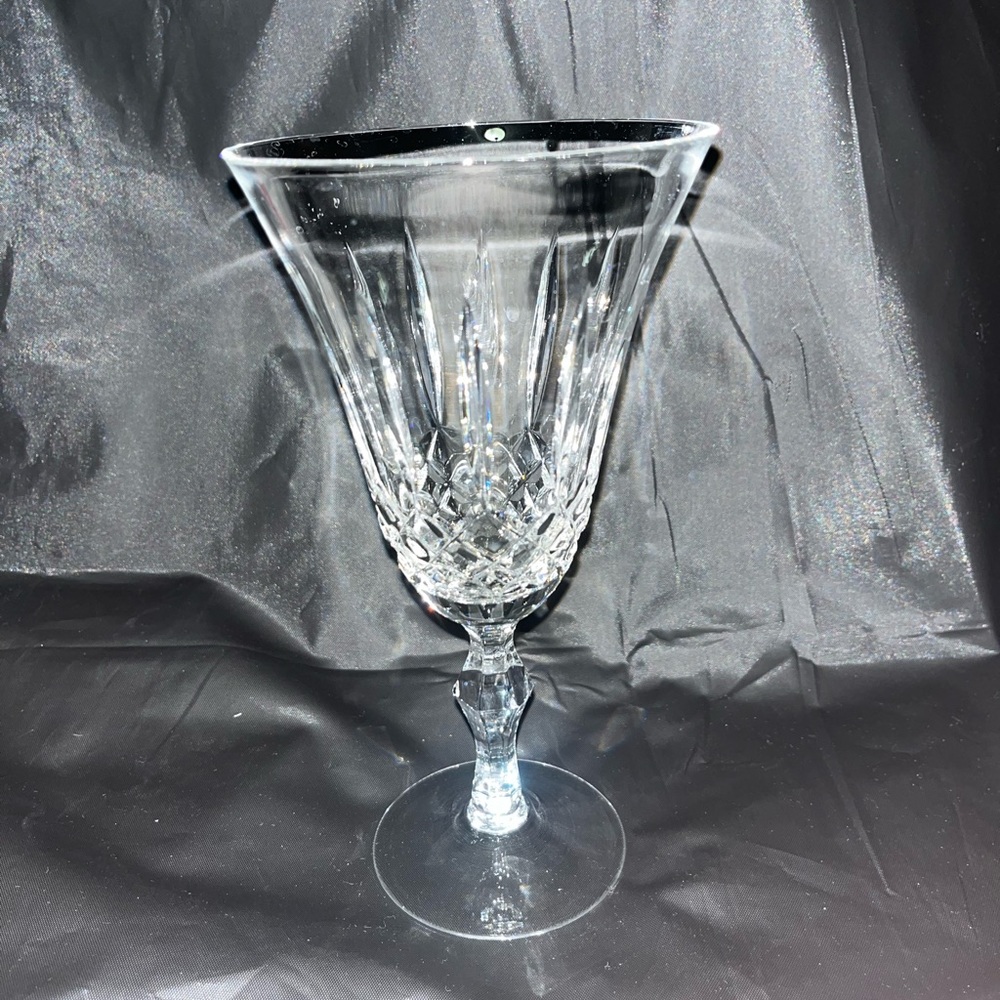 Crystal Clear Wine Goblet